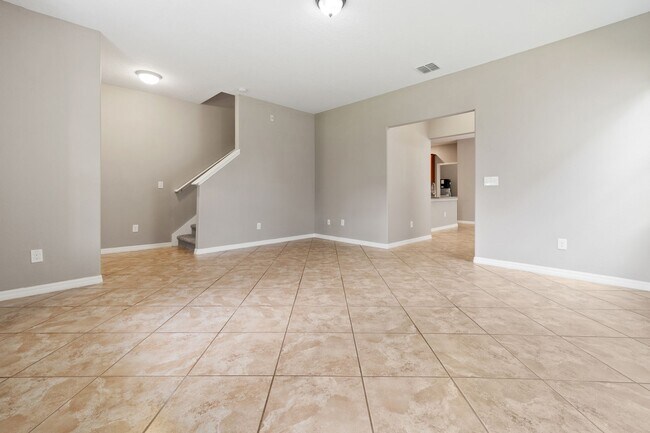 Building Photo - Beautiful 3/2.5 Energy Efficient Home in H...
