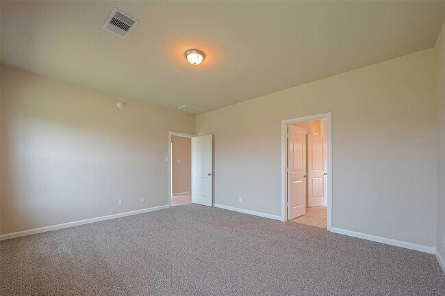 Building Photo - 4435 Painted Bunting Ln