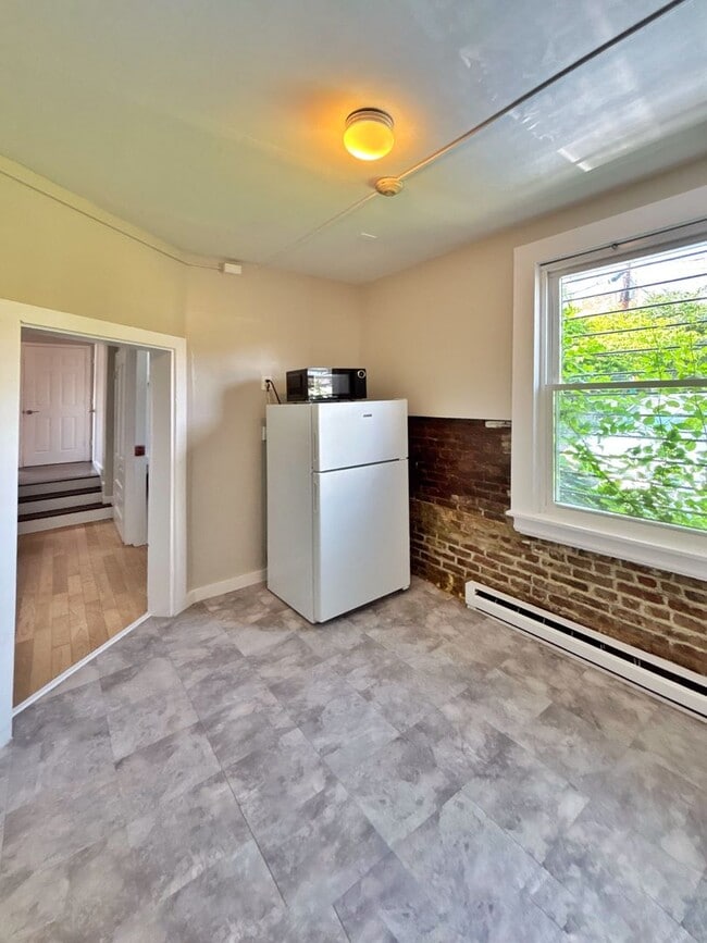 Primary Photo - For Rent – Renovated 1 Bedroom, 1 Bathroom...