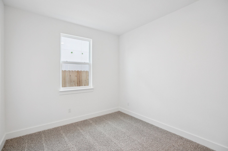 Building Photo - 1004 Yaupon Holly Dr