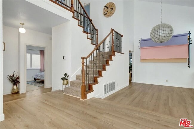 Building Photo - 7939 W 80th St