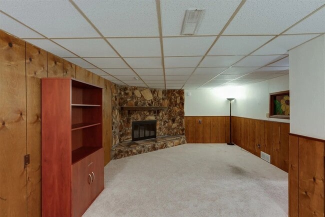 Building Photo - 604 High Point Road Home