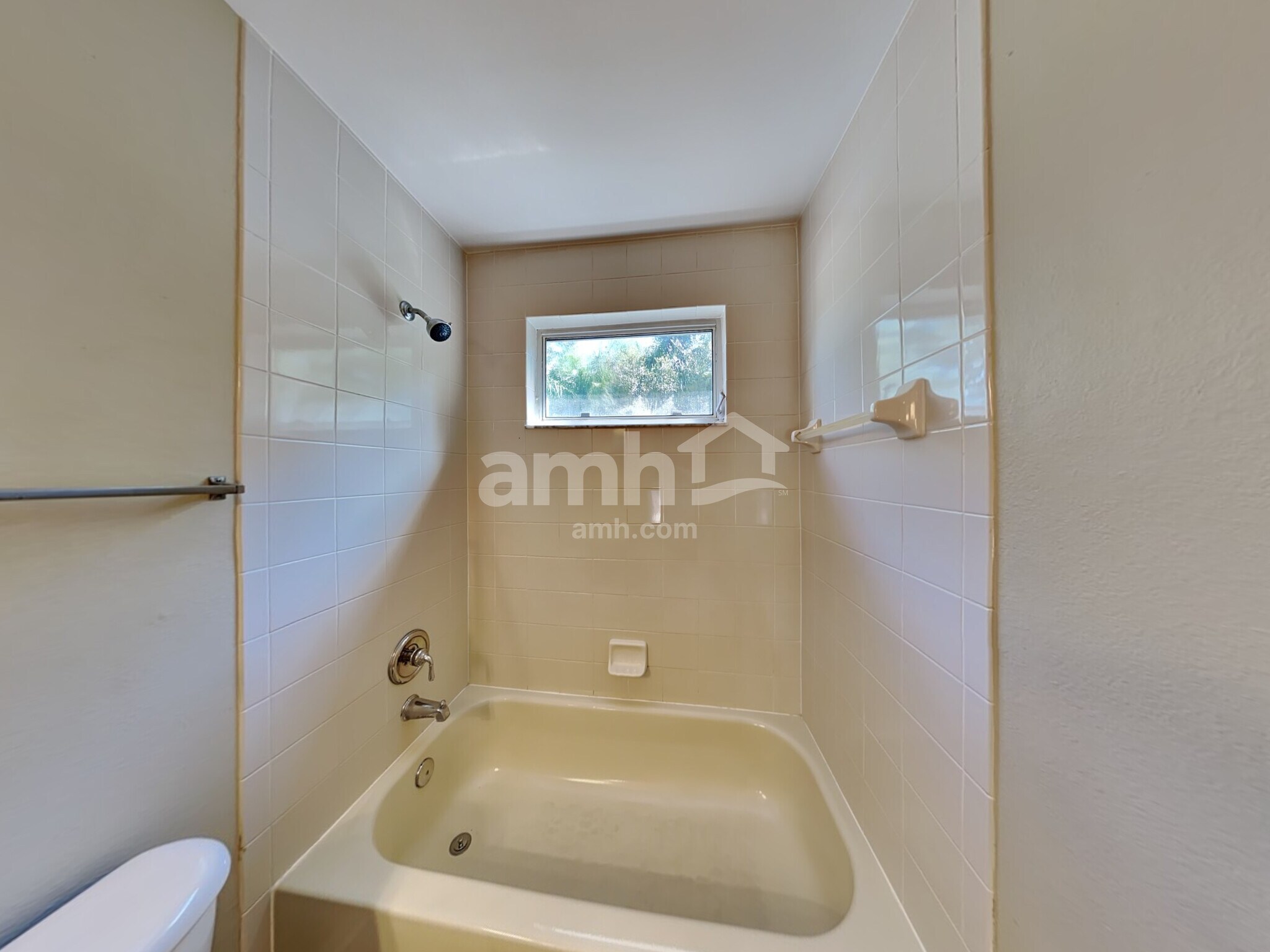 Building Photo - 1415 Loretto Cir