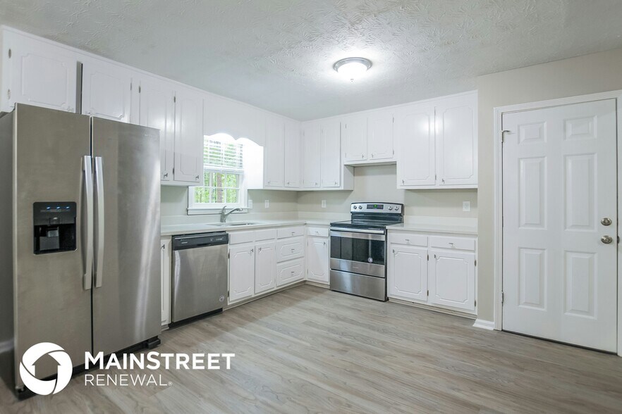 Building Photo - 141 Dogwood Ct