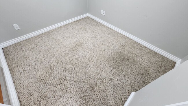 Building Photo - 4 bed 2 bath house in Edmond, OK next to UCO campus