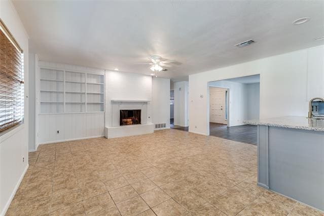 Building Photo - 2107 Briarwood Blvd