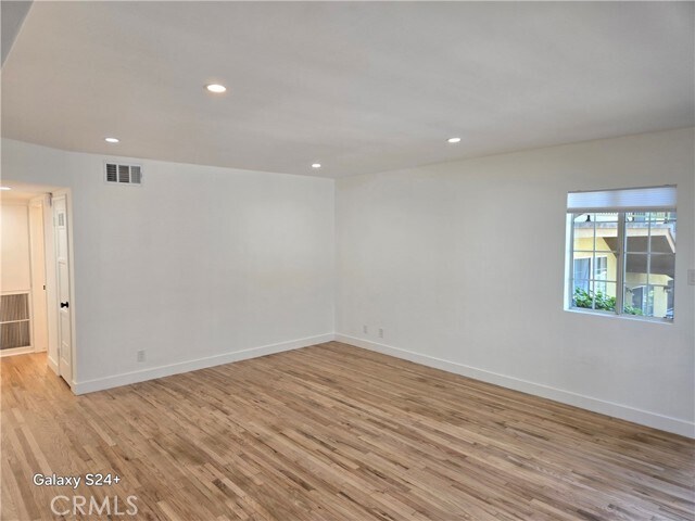 Building Photo - 1570 N Verdugo Rd