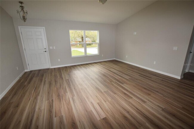 Building Photo - 21 Olive Cir