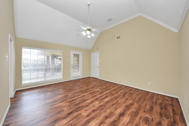 Building Photo - 16710 Colony Terrace Dr