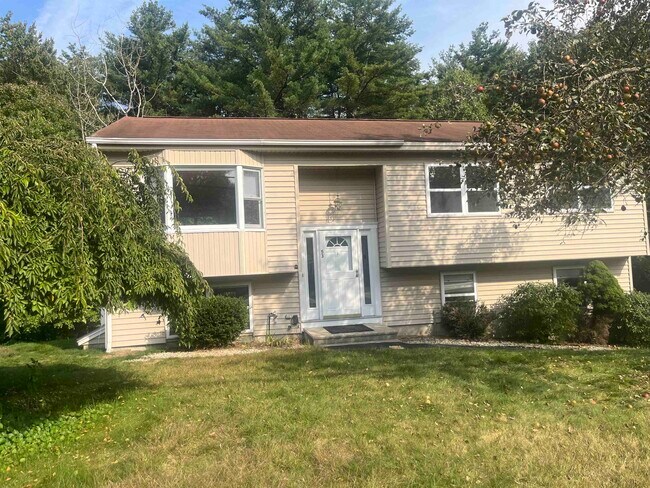 Primary Photo - 53 Back River Rd