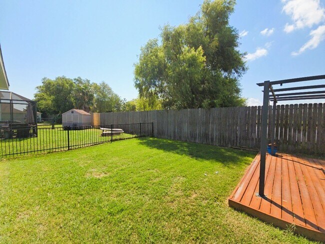 Building Photo - 254 Debbie Ln