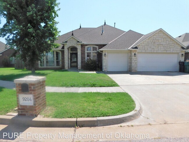 Primary Photo - 4 br, 2.5 bath House - 9204 Stacey Lynn Lane