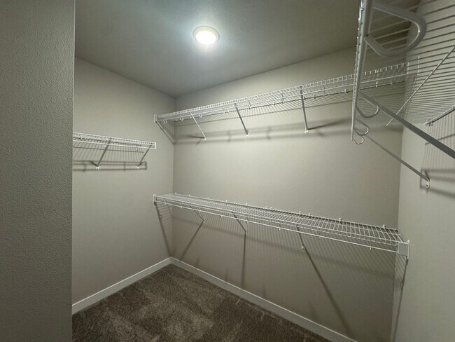 Building Photo - Amazing 3 bedroom Brand new home!!