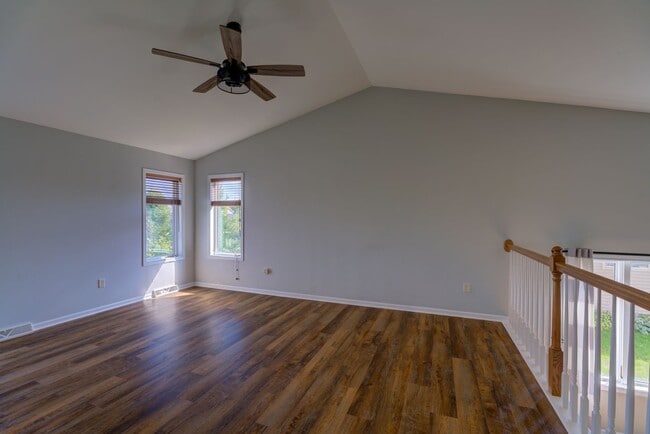 Building Photo - 2770 Sunflower Dr
