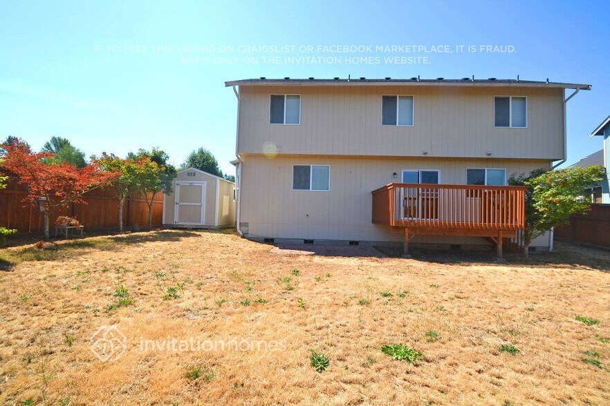 Building Photo - 14907 68th Ave E