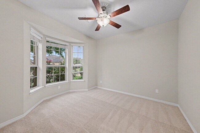 Building Photo - 30631 Morning Dove Dr