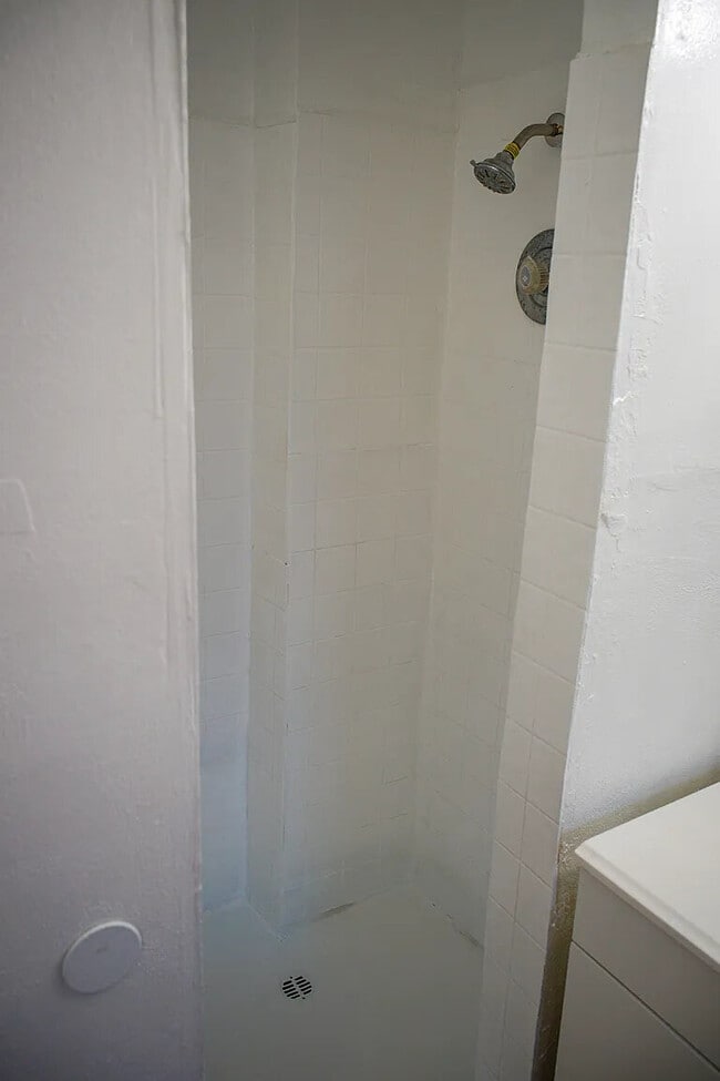 Building Photo - 84176 Corregidor Ave