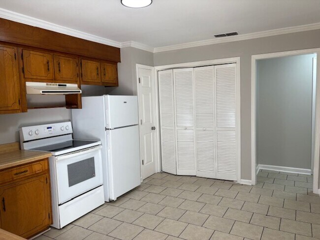 Building Photo - Murfreesboro 2BR/2BA