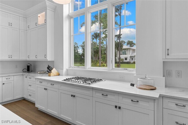 Building Photo - 2961 Sanborn Ave