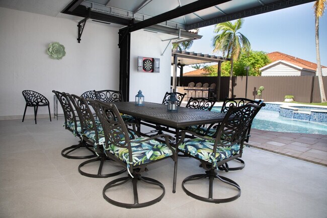 Building Photo - 14361 SW 31st St