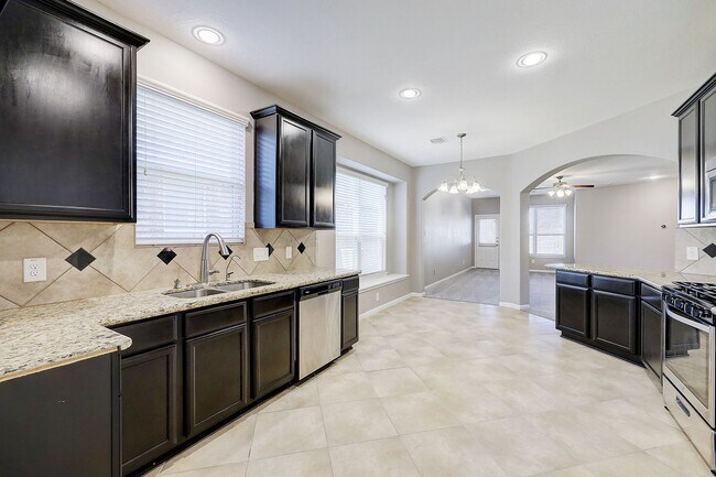Building Photo - Move in ready Home in Katy for Lease!