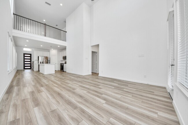 Building Photo - 9223 Willowbank Gap Ln
