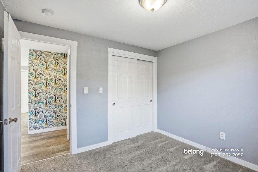 Building Photo - 20024 30th Ave S