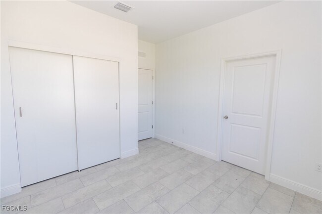 Building Photo - 1125 Jabara Cir