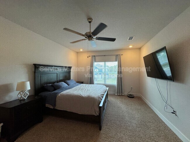 Building Photo - 5772 Danbury Blvd