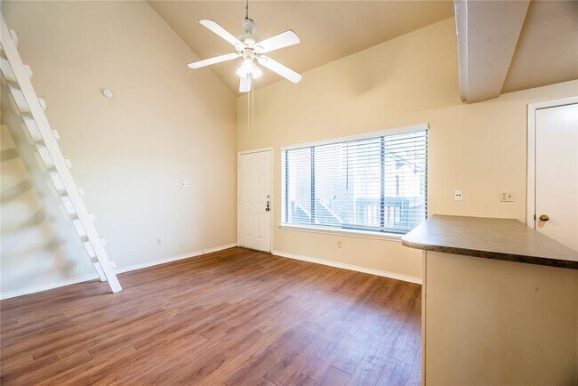 Building Photo - 601 Nelray Blvd