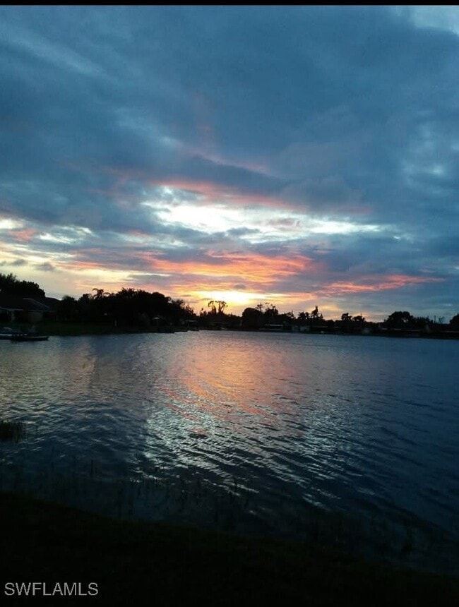 Building Photo - 3250 W Crown Pointe Blvd