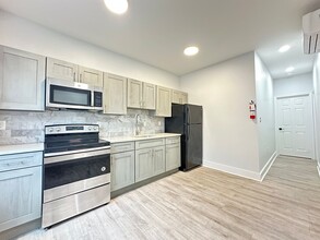Building Photo - 2822 N Taney St