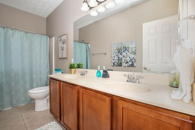 Building Photo - New! Large home in Great suburban neighborhood.