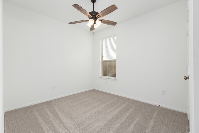 Building Photo - 16419 Windy Cove Ct