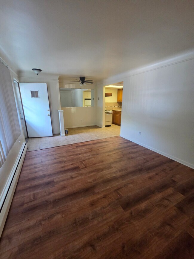 Building Photo - 2640 Galpin Ave