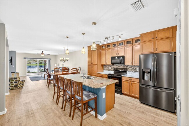 Building Photo - 3 Bedroom 2 Bath 2 Car garage at Magnolia Landing