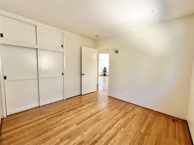 Building Photo - 604 Pennsylvania Ave