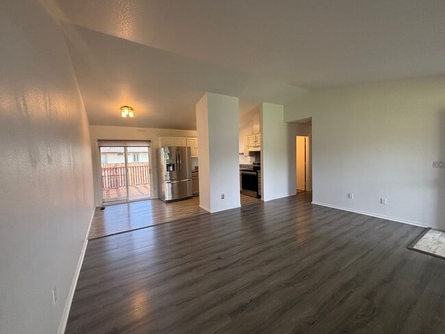 Building Photo - Comfortable Charm on a Spacious Lot in SW ...