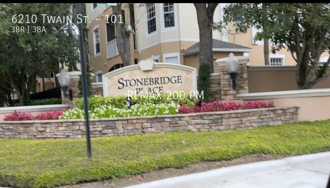 Building Photo - 6210 Twain St