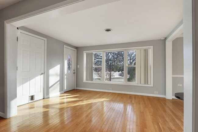 Building Photo - 1342 Lucille Ave