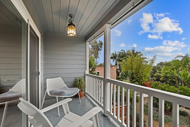 Building Photo - 1204 Hygeia Ave
