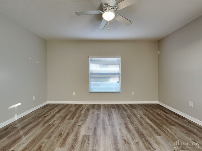 Building Photo - 13814 Crater Cir