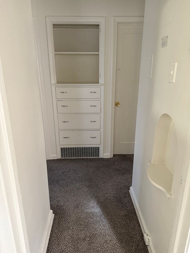 Building Photo - 2849 Harrison Blvd