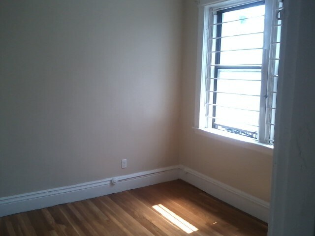 Building Photo - 1109 Boylston St