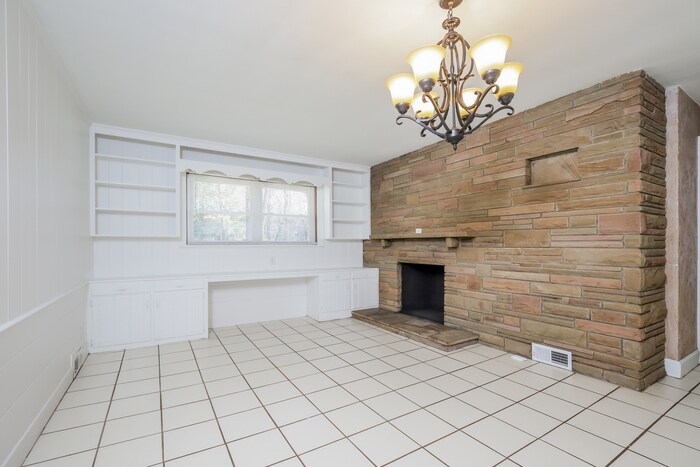 Building Photo - 5140 Sunrise Terrace
