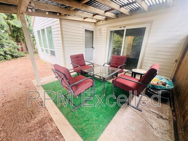 Building Photo - 13713 SE 258th Pl