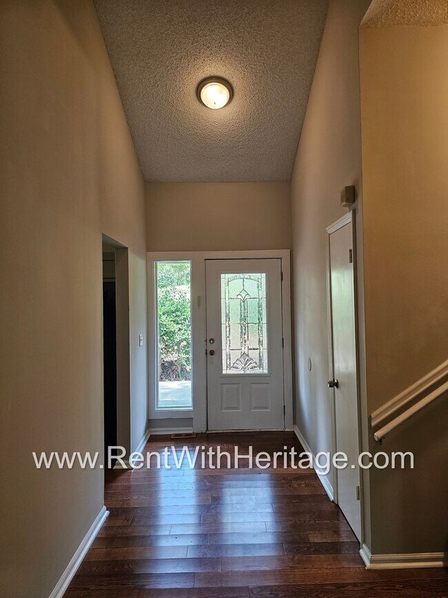 Building Photo - Gorgeous 4bd / 2.5 in Popular Arbor Statio...