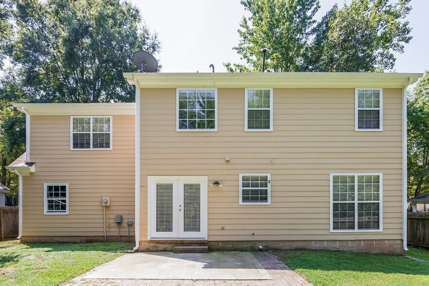 Building Photo - 10327 Conistan Pl