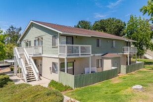 Building Photo - Creekside Meadows