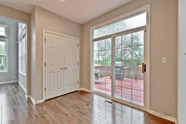 Building Photo - 2213 Apple Hill Ln